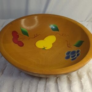 Vintage ‎ Wooden Hand Painted Pear, Cherry, And Grapes Fruit Bowl
